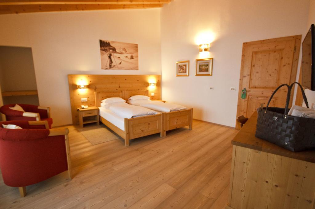 Hotel Gran Paradiso San Cassiano  Cameră foto